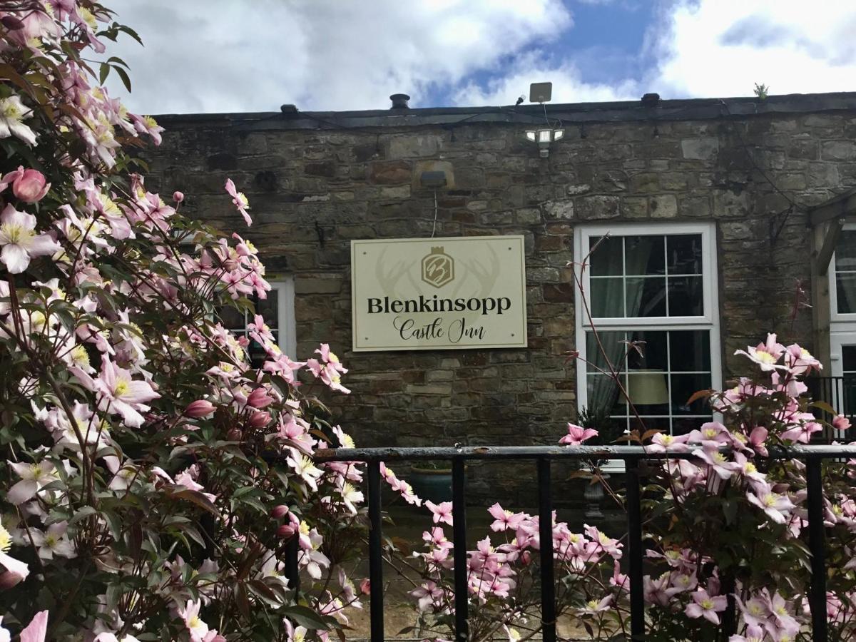 Blenkinsopp Castle Inn Greenhead Eksteriør bilde